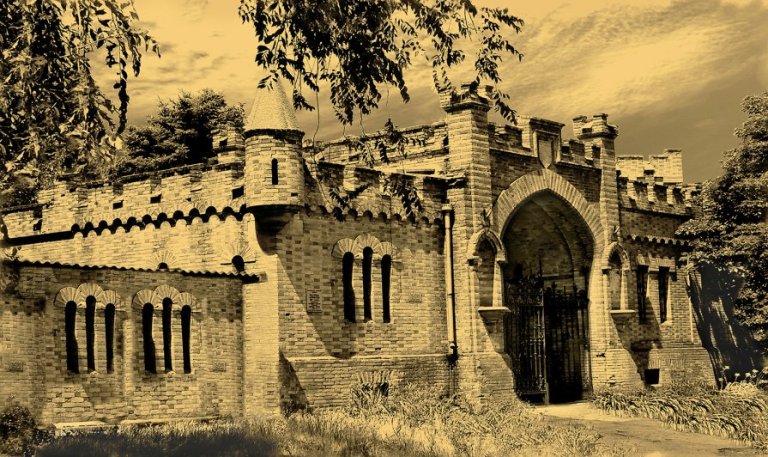 північні ворота замку