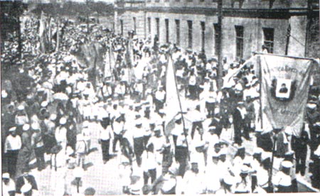 Велика демонстрація в Севастополі, яка відбулася в кінці квітня 1918 року