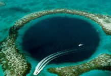 Велика блакитна дірка в океані: Підводна печера неподалік Белізу (2)