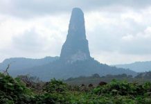 Пік Великої собаки або Чорний обеліск. Загадкова гора острова Сан-Томе (5)