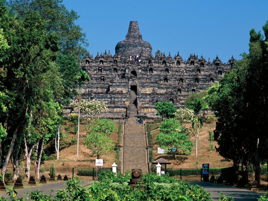 Містичний храм Боробудур. Найстаріший буддистський Храм у світі (1)