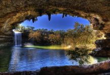 Фантастичної краси водоспад та озеро Гамільтона — Hamilton Pool (1)