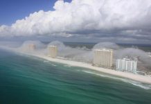 Дивна хвильова хмара на узбережжі Флориди (2)