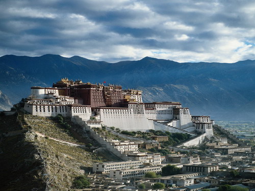 Головний символ Тибету і Лхаси - Палац Потала