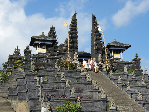 Храм Пура Бесакіх на Балі (7)