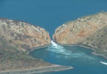 Горизонтальні водоспади - природний феномен Австралії (1)