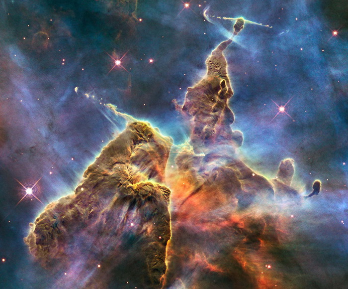 Незвідані галактики і загадкові туманності: унікальні знімки телескопа "Хаббл" (4)