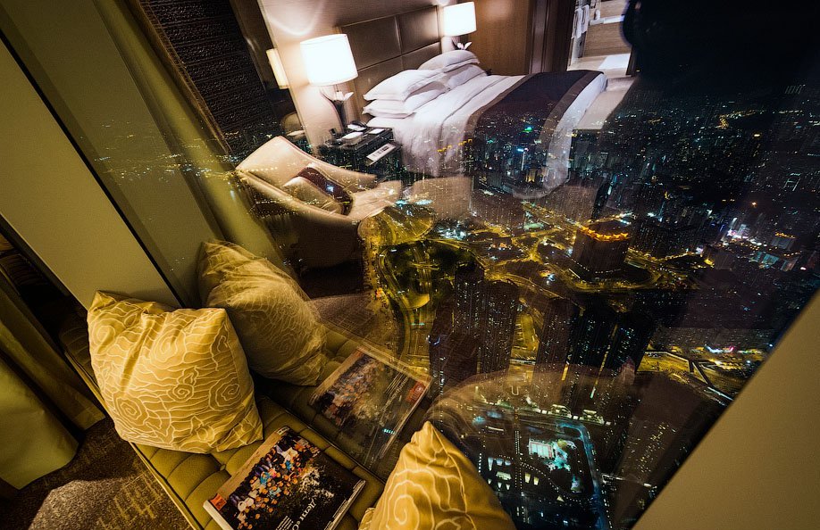 Найвищий готель у світі - Ritz Carlton (3)