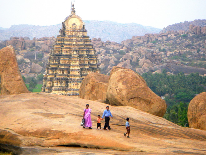 Руїни стародавнього міста Віджаянагара, Індія (3)
