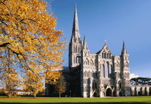 Солсберійський собор, одна з найстаріших релігійних пам’яток Великобританії (1)