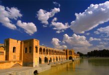 Міст Хаджу, один з найкрасивіших мостів світу Ісфахан, Іран (1)