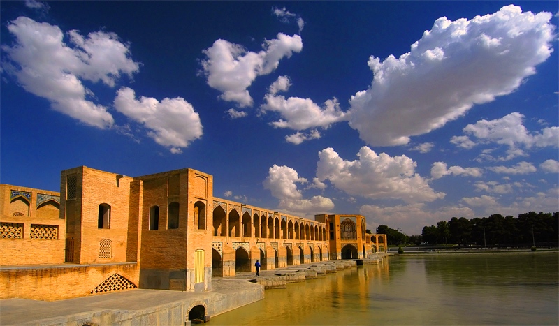 Міст Хаджу, один з найкрасивіших мостів світу Ісфахан, Іран (1)