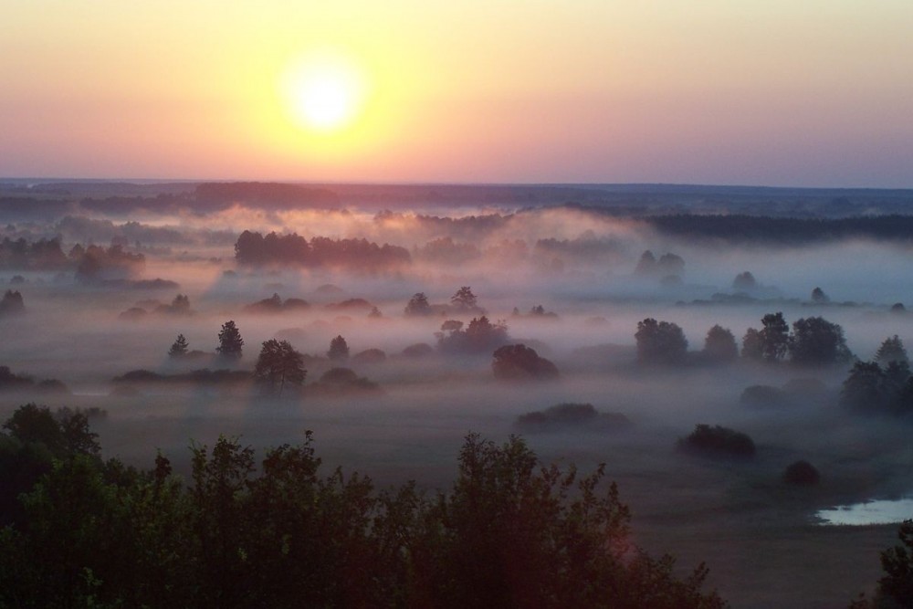 1200px-Sunrise_at_Sednev_(Ukraine)