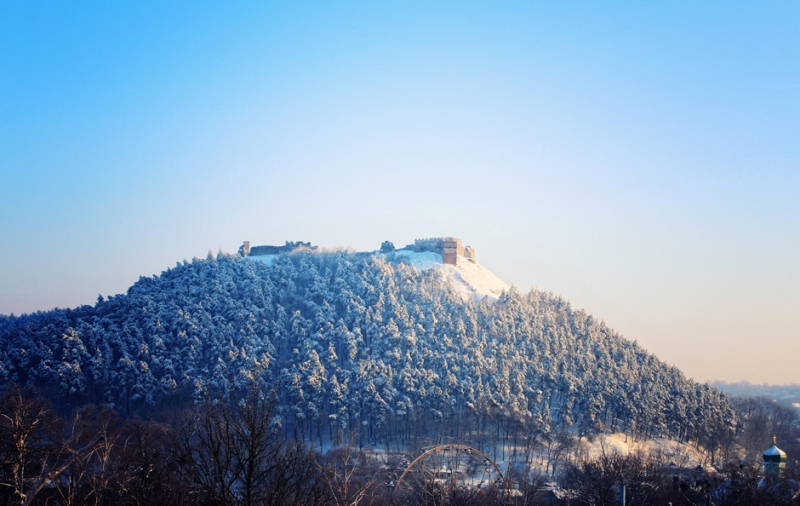 Гора Бона взимку