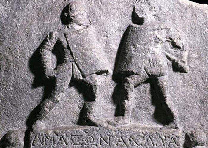 Мармурова табличка, присвячена жінка-гладіаторів.