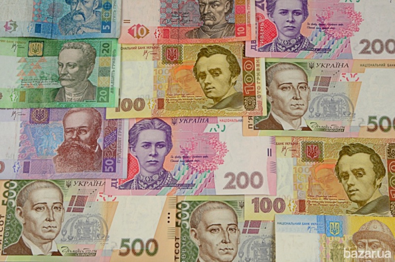 230 доларів в гривні