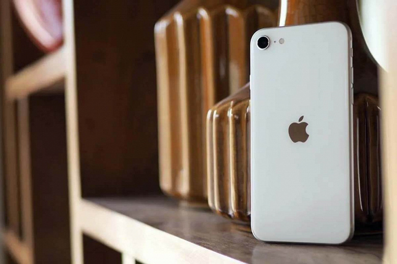 Найдешевший iPhone 5G в історії: iPhone SE3 нарешті поховає архаїчний ...