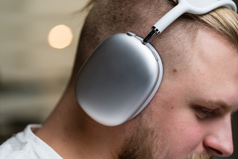 Майбутні Apple AirPods Max 2 отримають сенсорне керування - ВСВІТІ