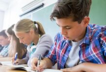 Не всі школи в Україні встигнуть підготуватися до 1 вересня: як навчатимуться діти