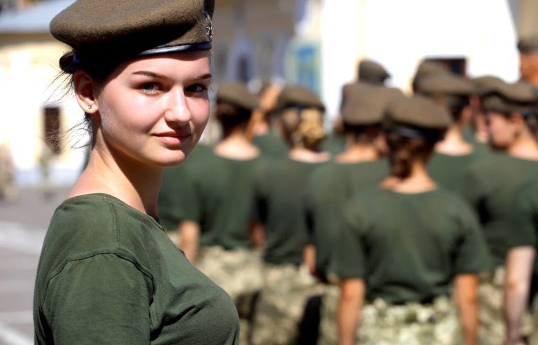 В Міноборони розповіли, скільки жінок воюють у лавах ЗСУ - ВСВІТІ