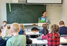 Стало відомо, скільки українських дітей пішли до польських шкіл