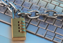 Українці вимагають заблокувати відомий проросійський сайт